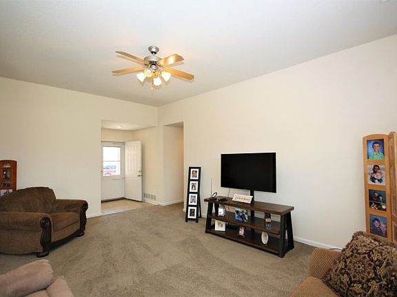 4th image of 4615 E Brookhill Dr