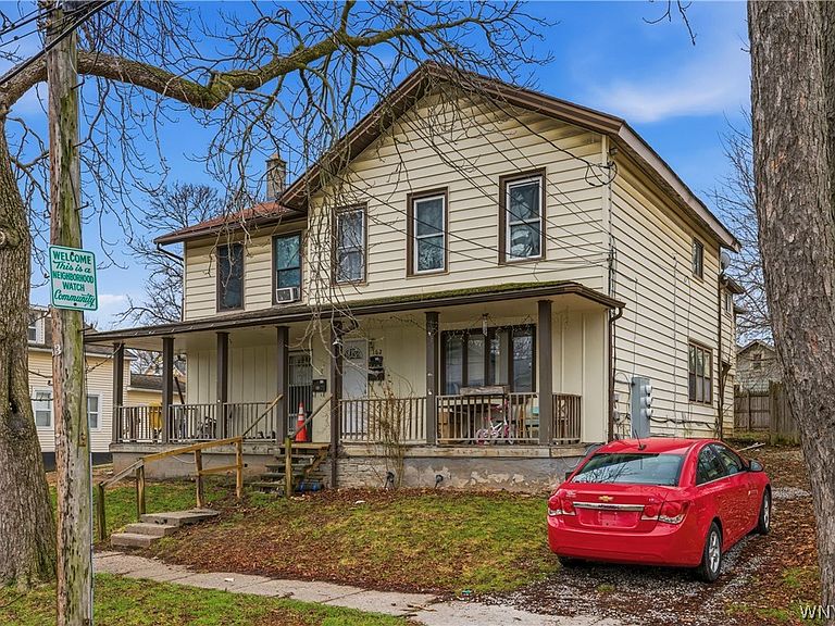 Listing photo 3