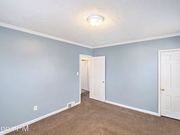 5th image of 15234 Euclid Ave