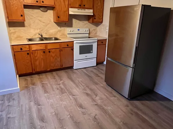 2 W Main St #1A, Mayville, MI 48744