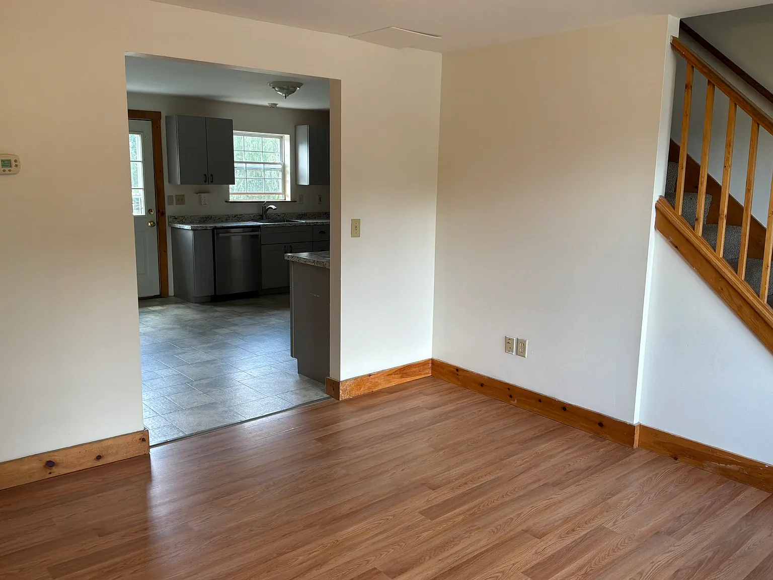 3 bed, 1000 sqft, $1,775 — Photo 3