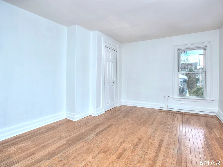 56 Franklin St — Photo 10