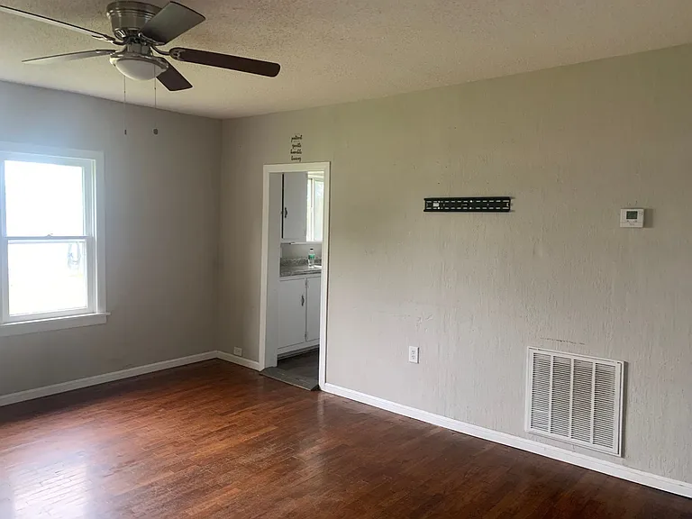 516 S Florida Ave — Photo 8