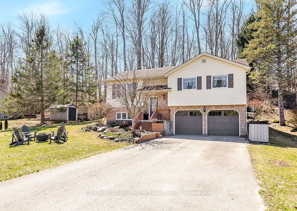 1st image of 15 Sugarbush Rd