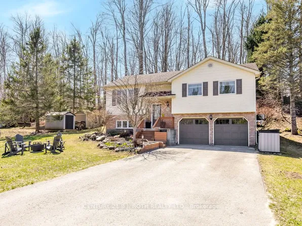 15 Sugarbush Rd, Oro Medonte, ON L0K 1E0