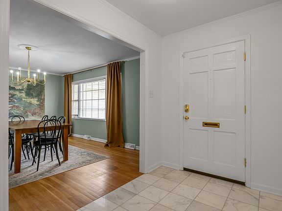 4th image of 2042 Old Nassau Rd