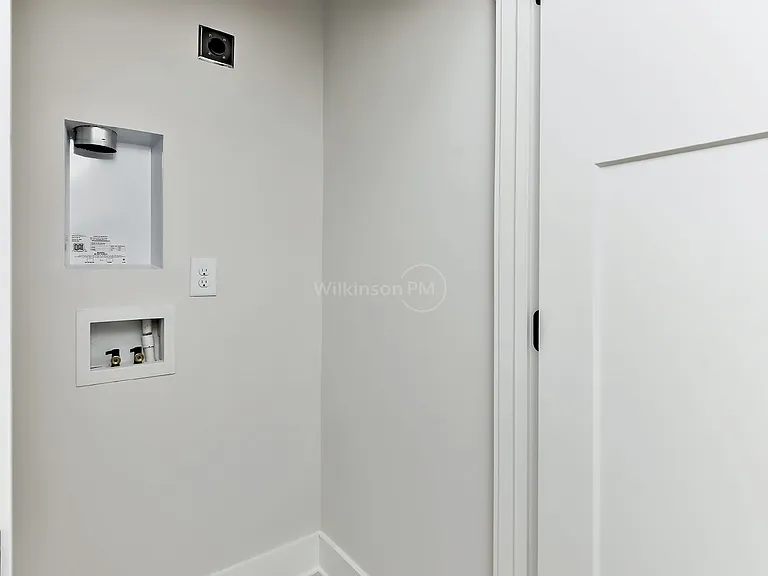 2204 Northend Dr — Photo 13