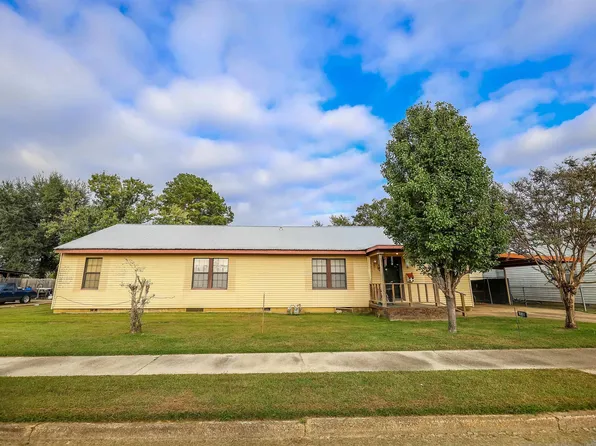 331 Ingram St, Camden, AR 71701