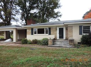 5286 Taylors Store Rd, Nashville, NC 27856