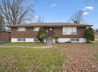 53 Nicklin Cres, Guelph, ON N1H 5G1