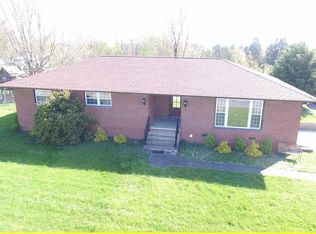 110 Grace St, Fayetteville, WV 25840