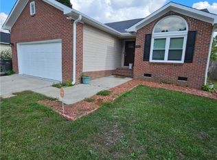 5227 Ballentine St, Hope Mills, NC 28348