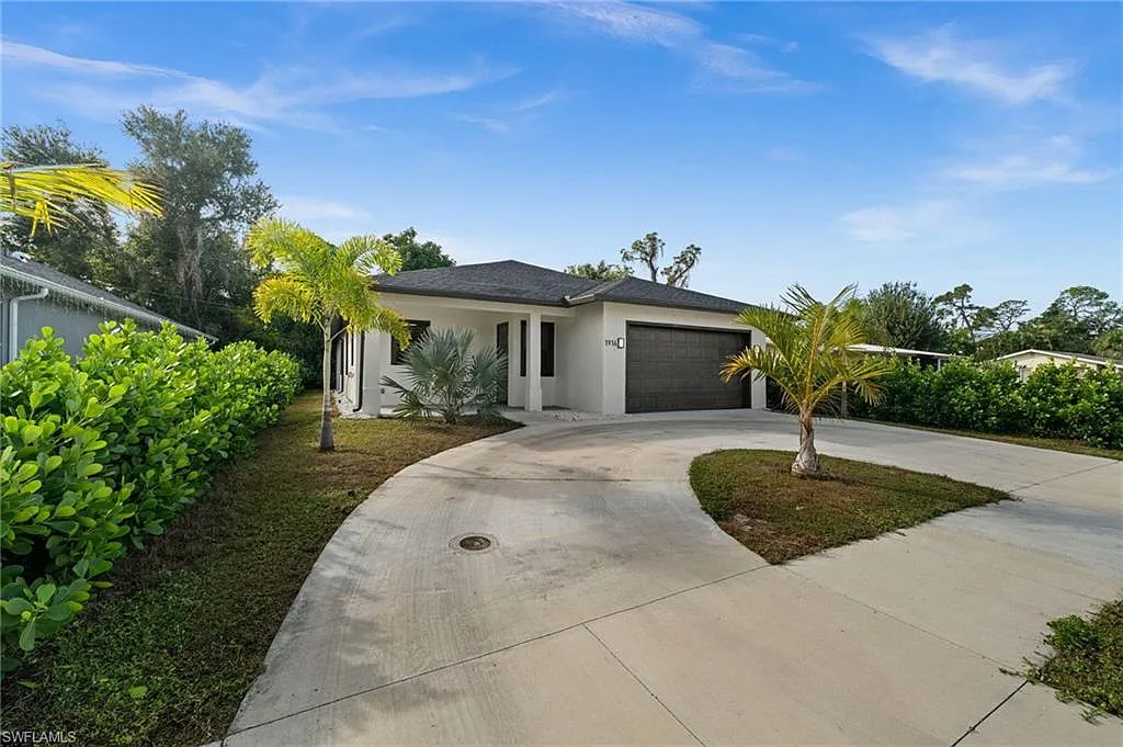 3 bed, 2.5 bath, 1771 sqft, $2,650 — Photo 2