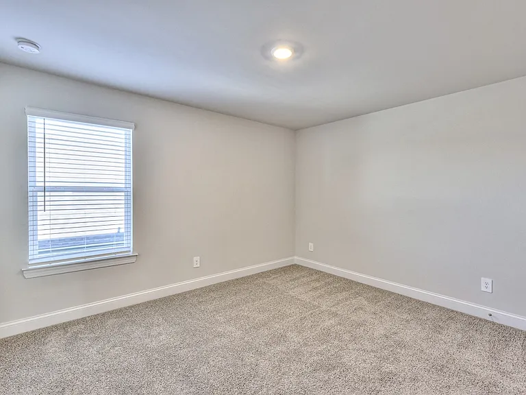 1291 Bluffton Cir — Photo 33