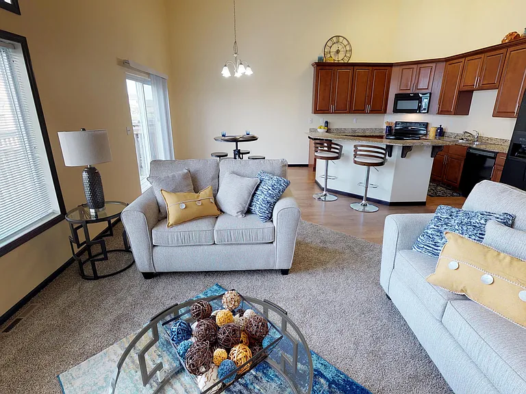 Town Square Townhomes — Photo 8