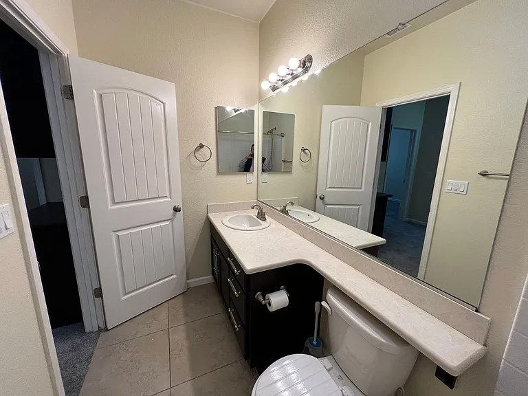 1484 Rock Springs Ave — Photo 12