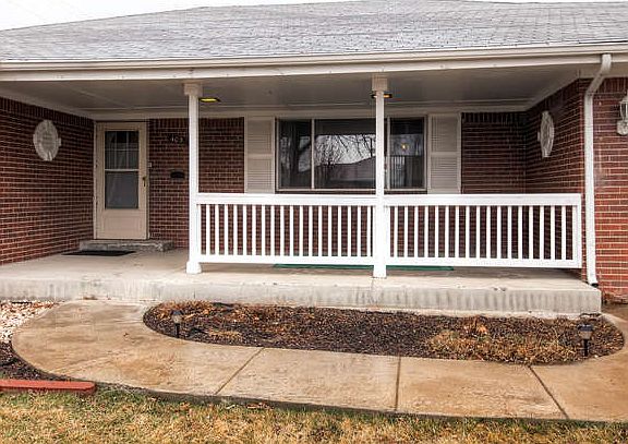 Entry/Porch