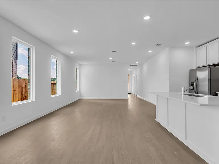 11688 Lazy Oak Creek Dr — Photo 14