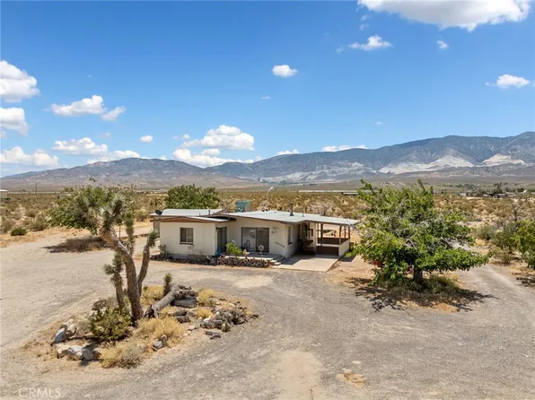 8583 Cherokee Trl, Lucerne Valley, CA 92356