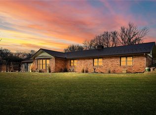 14506 71st Hwy S, Savannah, MO 64485
