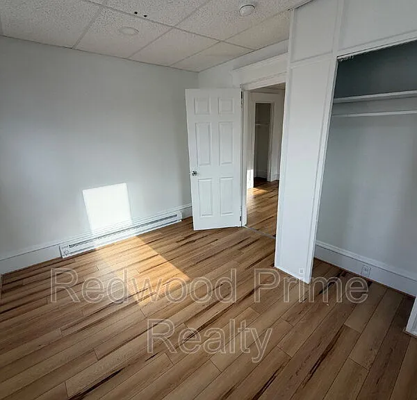 2901 Maple Ave #202 — Photo 5