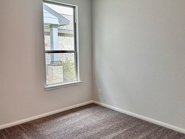 730 Tejas Village Pkwy — Photo 12