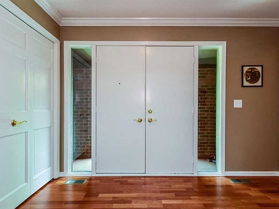 5th image of 6192 S Gatehouse Dr SE
