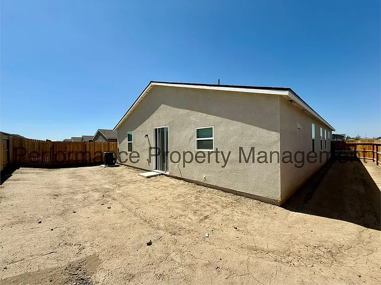 6915 Jewel Cave Ct — Photo 17