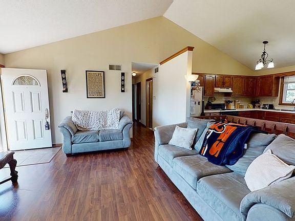 5th image of 6367 Cedar Point Dr