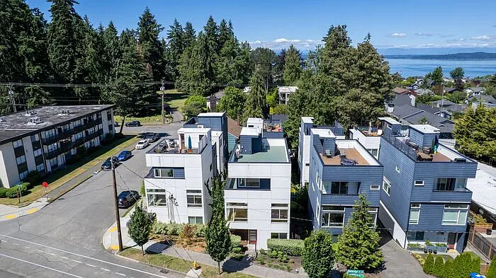 7331 Fauntleroy Way SW — Photo 50