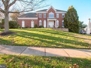599 Saxony Ln, Yardley, PA 19067