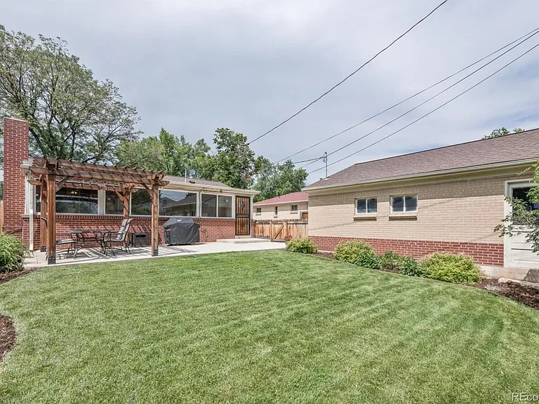 4480 E Colorado Ave — Photo 17