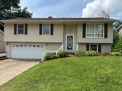 1624 Crestline Dr, Clinton, IA, 52732