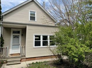 1312 W Nelson St, Chicago, IL 60657