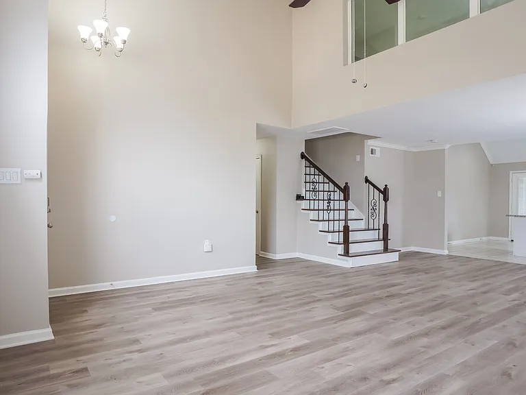 5218 Prairie Creek Dr — Photo 5