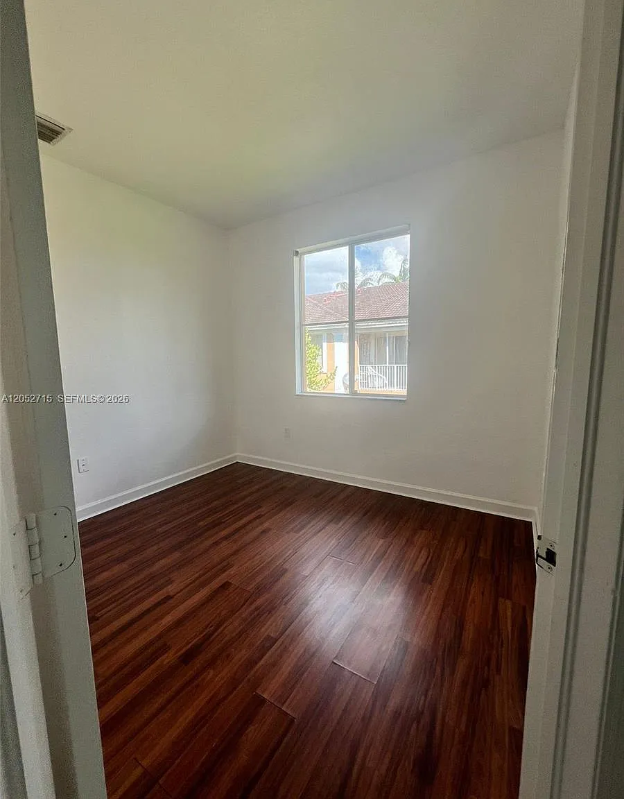 Shoma Homes At Country Cl — Photo 3