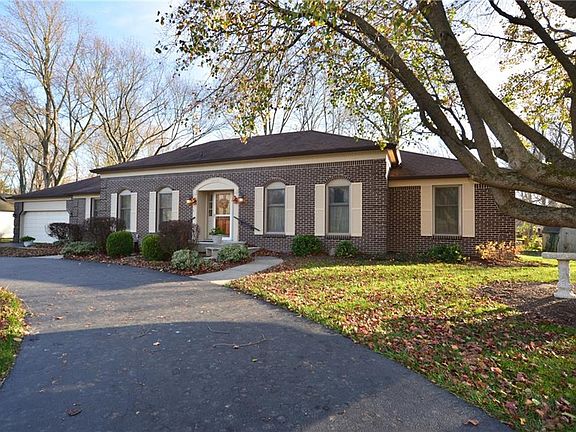 2nd image of 8939 Black Hawk Ln