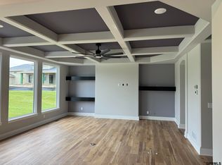 12505 Slayton Cir, Papillion, NE 68046