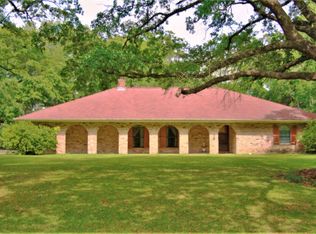 516 Thoroughbred Park Dr, Thibodaux, LA 70301