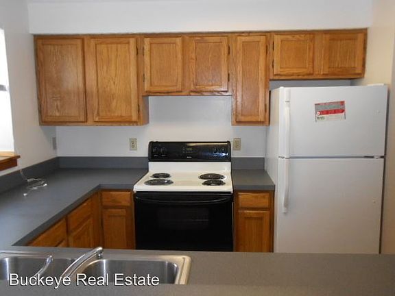 5th image of 61 Chittenden Ave #C