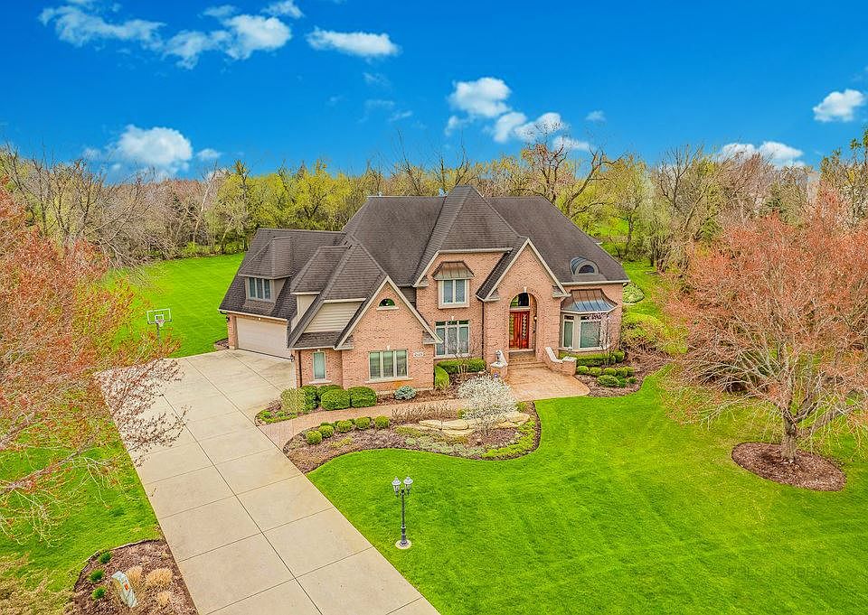 1st image of 4N429 Kingswood Ct