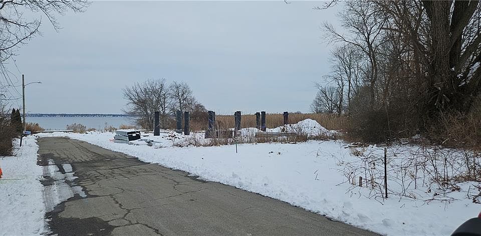 2nd image of 0 Riverside Ave
