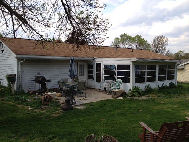 2nd image of 999 Thomas Dr