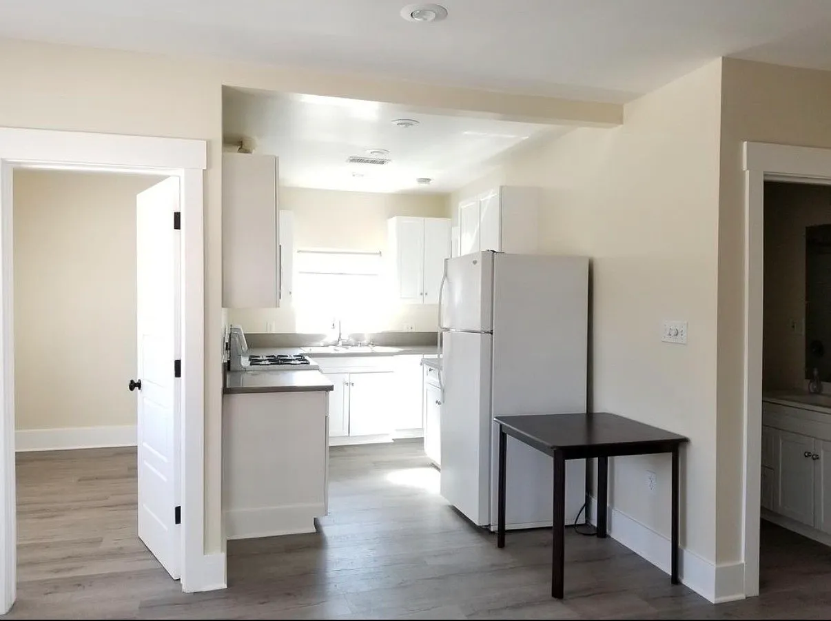 3166 San Marino St — Photo 2