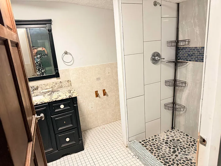 4715 Town N Country Blvd — Photo 5