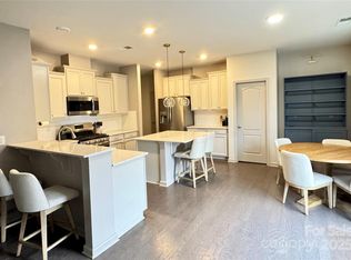 15127 Oleander Dr, Charlotte, NC 28278