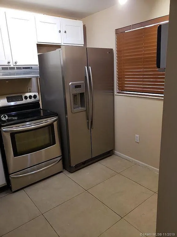 10815 SW 112th Ave — Photo 4