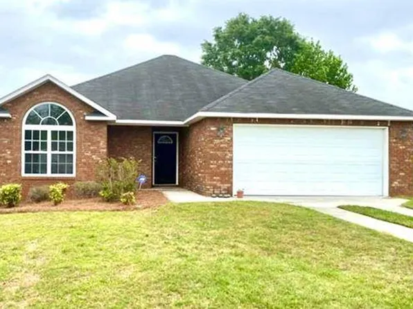 209 Hannah Ln, Thomasville, GA 31792