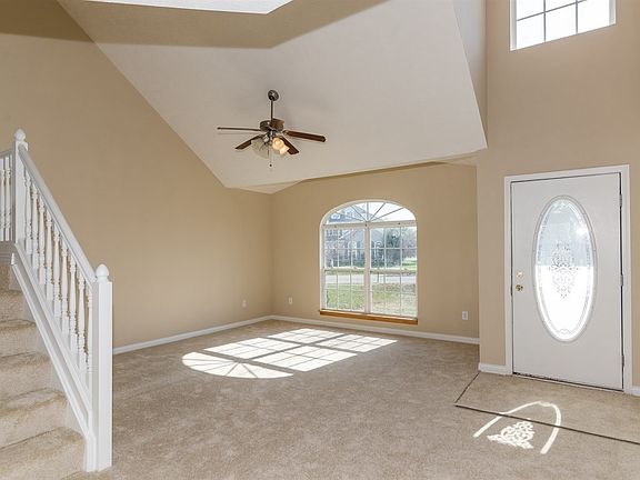 2nd image of 10778 Chestnut Heath Ct