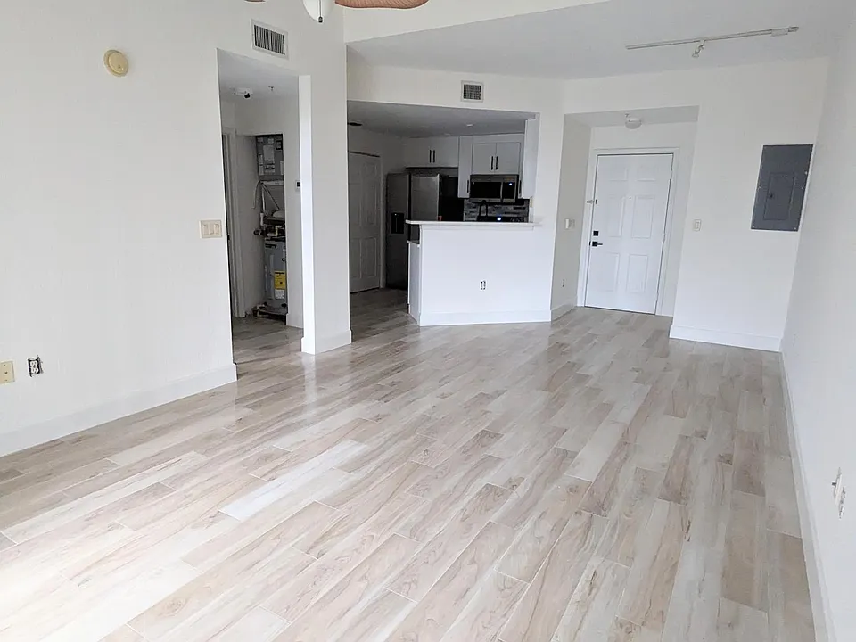 1805 N Flagler Dr #303